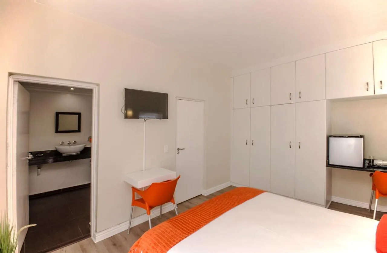 ***  Small Bay Guest House Cape Town South Africa